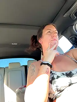 sweetsirenn online show from 31, 10, 2025