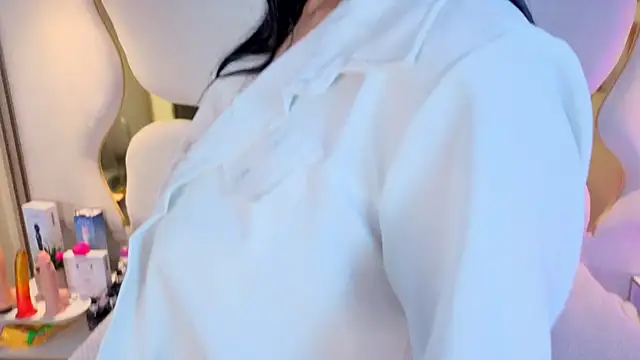 NuviJones online show from 20, 9, 2025
