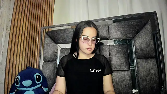 Cherry  Hot online show from 24, 10, 2025