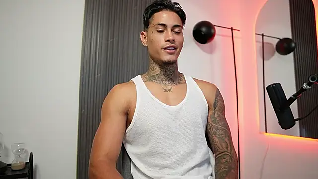 AxelVilla  online show from 16, 9, 2025