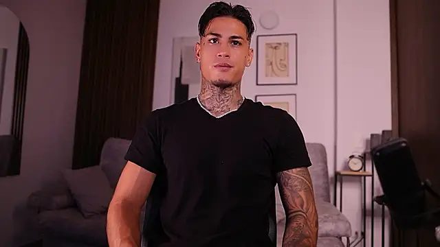 AxelVilla  online show from 19, 9, 2025