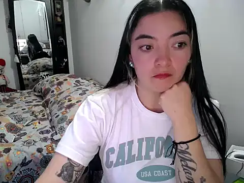 Snapshot of Came-II chatting on 2, 12, 2025 Came-II online show from 2, 12, 2025