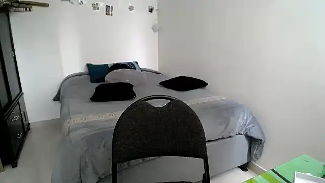 Snapshot of Came-II chatting on 29, 10, 2025 Came-II online show from 29, 10, 2025