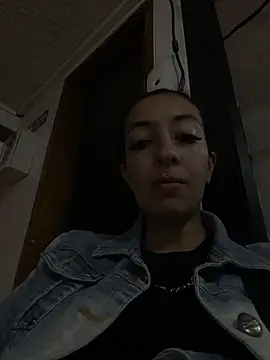 SALOME KORLAND online show from 30, 10, 2025