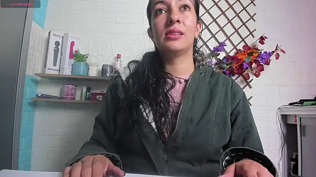 Snapshot of SALOME_KORLAND chatting on 17, 7, 2026 SALOME KORLAND online show from 17, 7, 2026