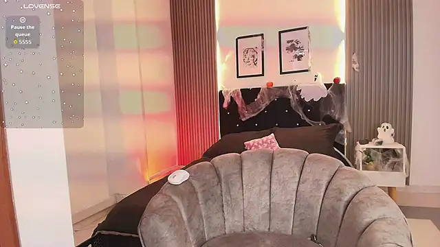 ashlycarteer online show from 12, 10, 2025