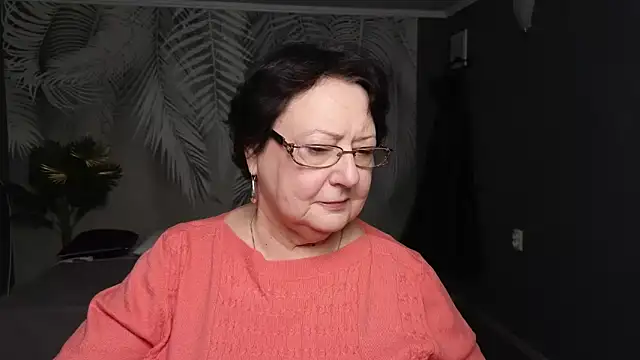 Margo Moll online show from 27, 11, 2025