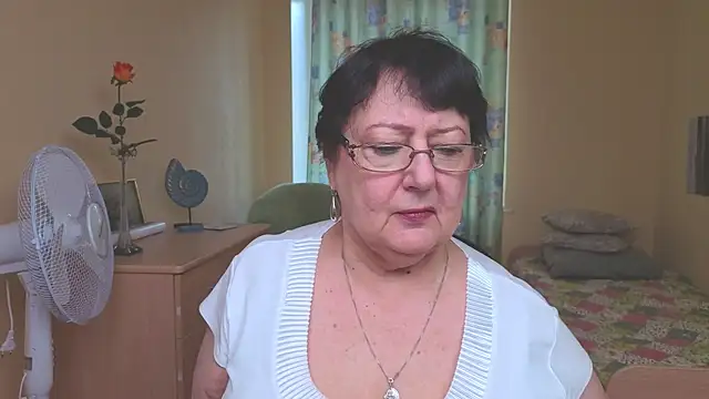 Margo Moll online show from 17, 1, 2026