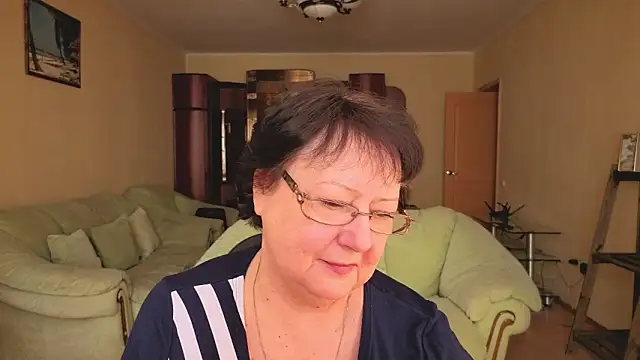 Margo Moll online show from 6, 2, 2026