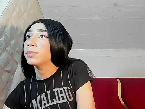 chaniesmith69x online show from 2, 12, 2025