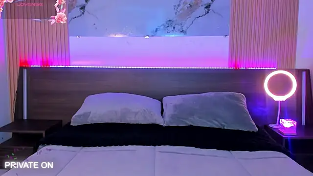 samanthaa moon online show from 18, 3, 2026