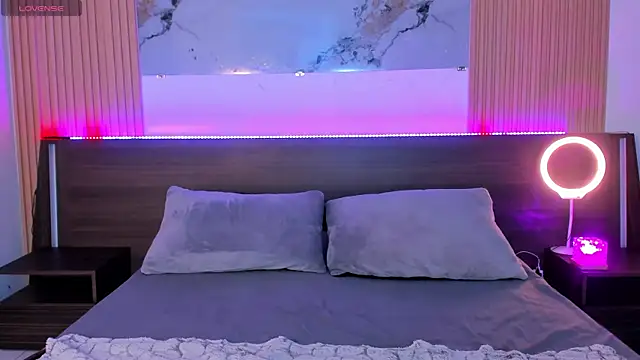 samanthaa moon online show from 26, 3, 2026