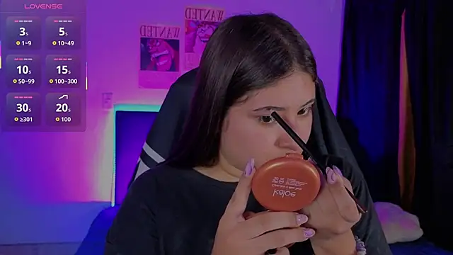 Gaby  Howards online show from 3, 12, 2025