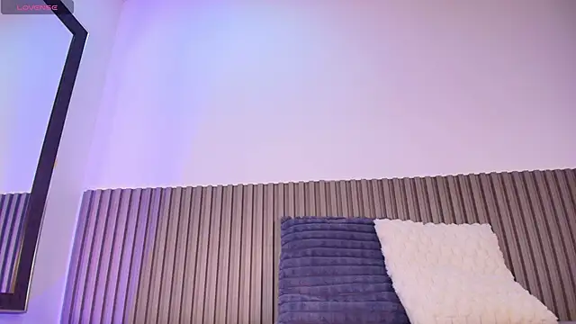 ZOETTAYLOR online show from 16, 5, 2026