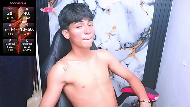 Thommy cute online show from 5, 1, 2026