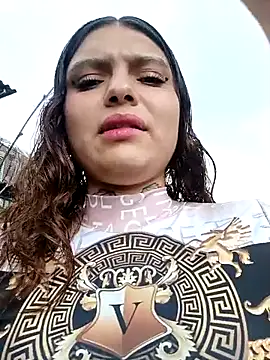 Snapshot of Alis_1327 chatting on 31, 10, 2025 Alis 1327 online show from 31, 10, 2025