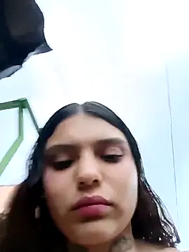 Snapshot of Alis_1327 chatting on 26, 10, 2025 Alis 1327 online show from 26, 10, 2025