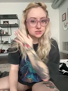 seeunexttuesday online show from 18, 11, 2025