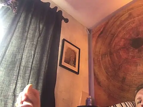 lilthicky352 online show from 9, 10, 2025