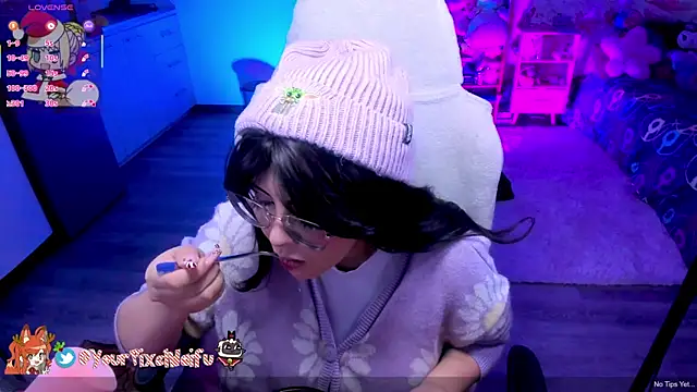 AlyssaRomanova online show from 18, 12, 2025