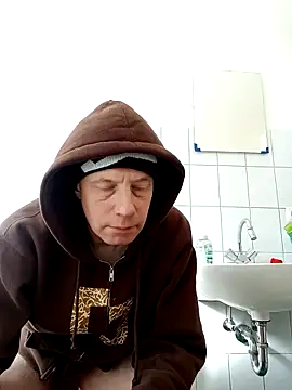skateboy78 online show from 8, 10, 2025
