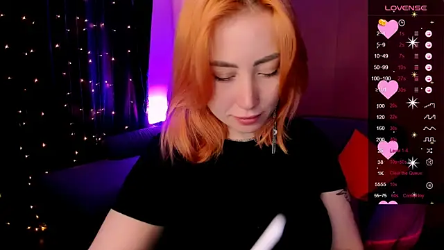 Snapshot of deboramoore chatting on 4, 5, 2026 deboramoore online show from 4, 5, 2026