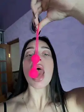 Soft Pleasure online show from 5, 11, 2025