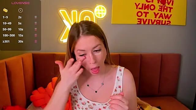 StacyWells online show from 18, 4, 2026