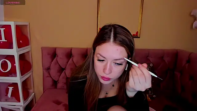 StacyWells online show from 3, 3, 2026