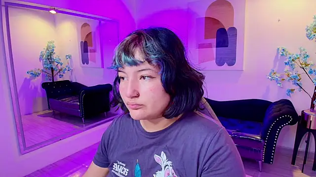 Ritsuka berry online show from 17, 4, 2026