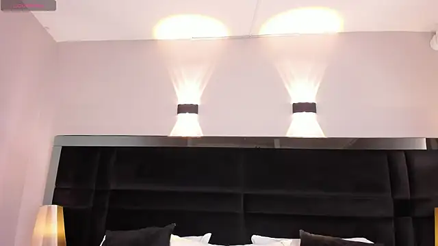 KatlynRous online show from 23, 10, 2025