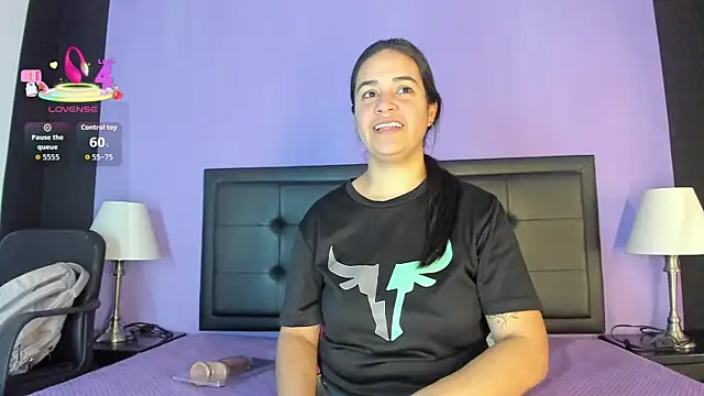 GreciaFox1 online show from 9, 4, 2026