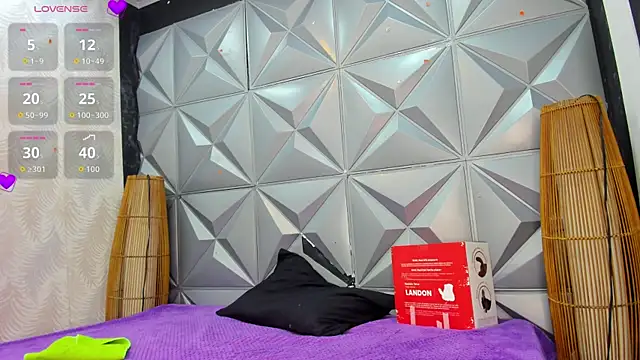 GreciaFox1 online show from 25, 11, 2025