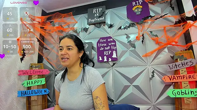 GreciaFox1 online show from 30, 10, 2025