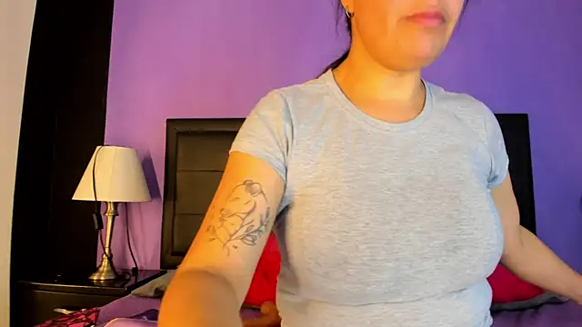 GreciaFox1 online show from 8, 7, 2026