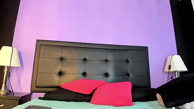GreciaFox1 online show from 24, 7, 2026