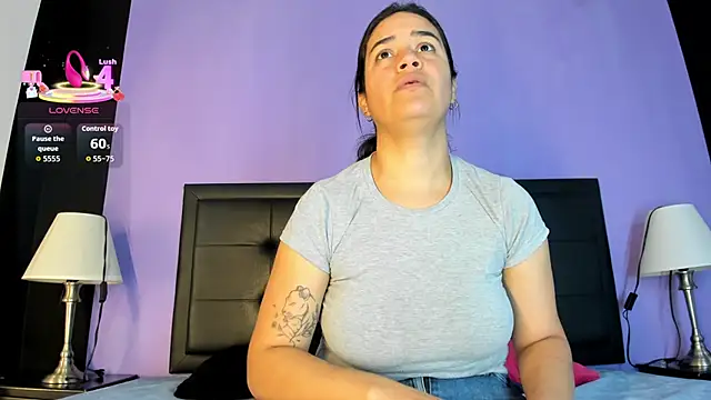 Snapshot of GreciaFox1 chatting on 8, 5, 2026 GreciaFox1 online show from 8, 5, 2026
