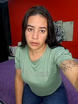 GreciaFox1 online show from 14, 11, 2025