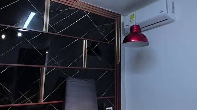 HannyThompson online show from 31, 10, 2025