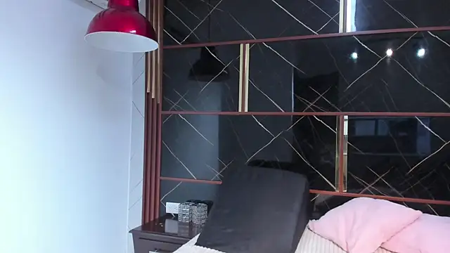 HannyThompson online show from 20, 12, 2025