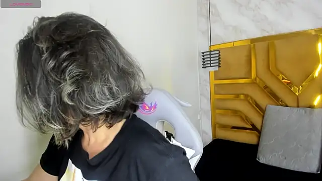 Luciifeer  online show from 12, 11, 2025