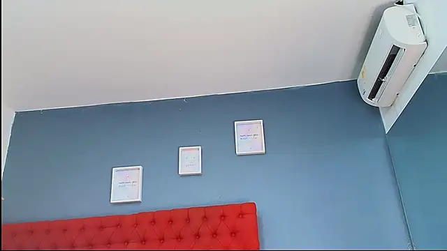 zuri villegas online show from 10, 10, 2025