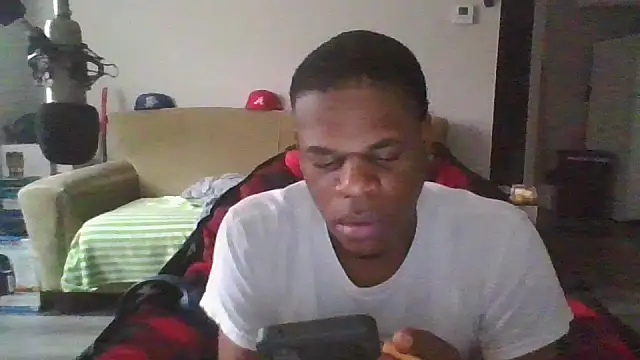 Snapshot of MrGreenbeanbean88 chatting on 6, 10, 2025 MrGreenbeanbean88 online show from 6, 10, 2025