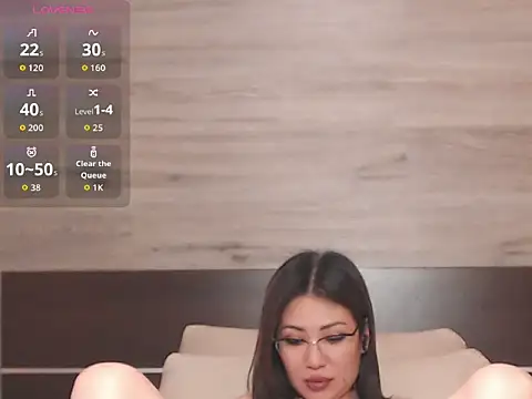 Snapshot of RichelleBrielle chatting on 7, 7, 2026 RichelleBrielle online show from 7, 7, 2026