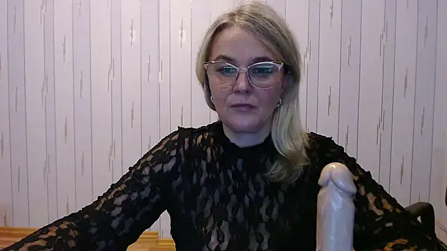 EleanoraDream online show from 13, 10, 2025