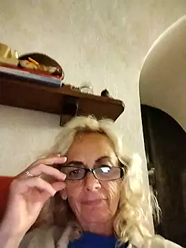 clarabell4 online show from 10, 10, 2025