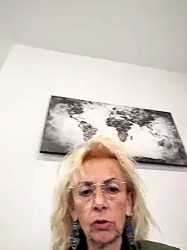 clarabell4 online show from 23, 3, 2026