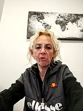 clarabell4 online show from 2, 3, 2026