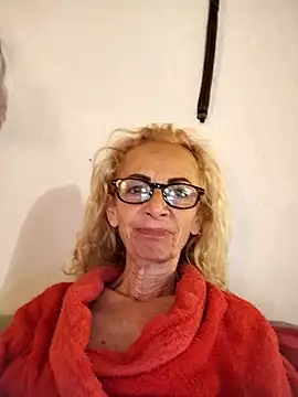 clarabell4 online show from 13, 4, 2026