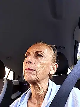 clarabell4 online show from 13, 10, 2025